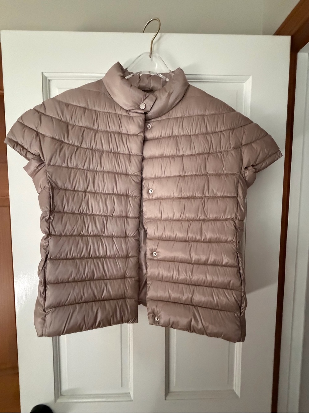 Calvin Klein Short-Sleeve Puffer Vest in Light Taupe